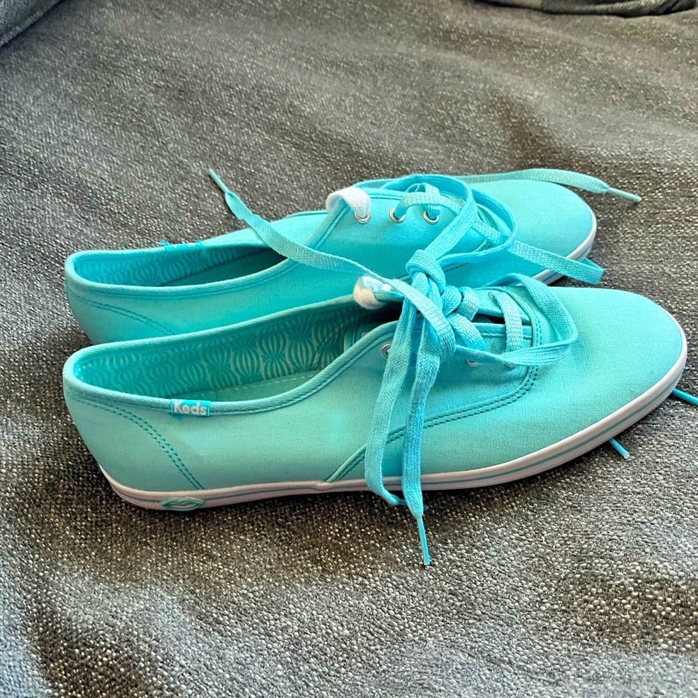 Keds spring colored baby blue women’s. Size 10